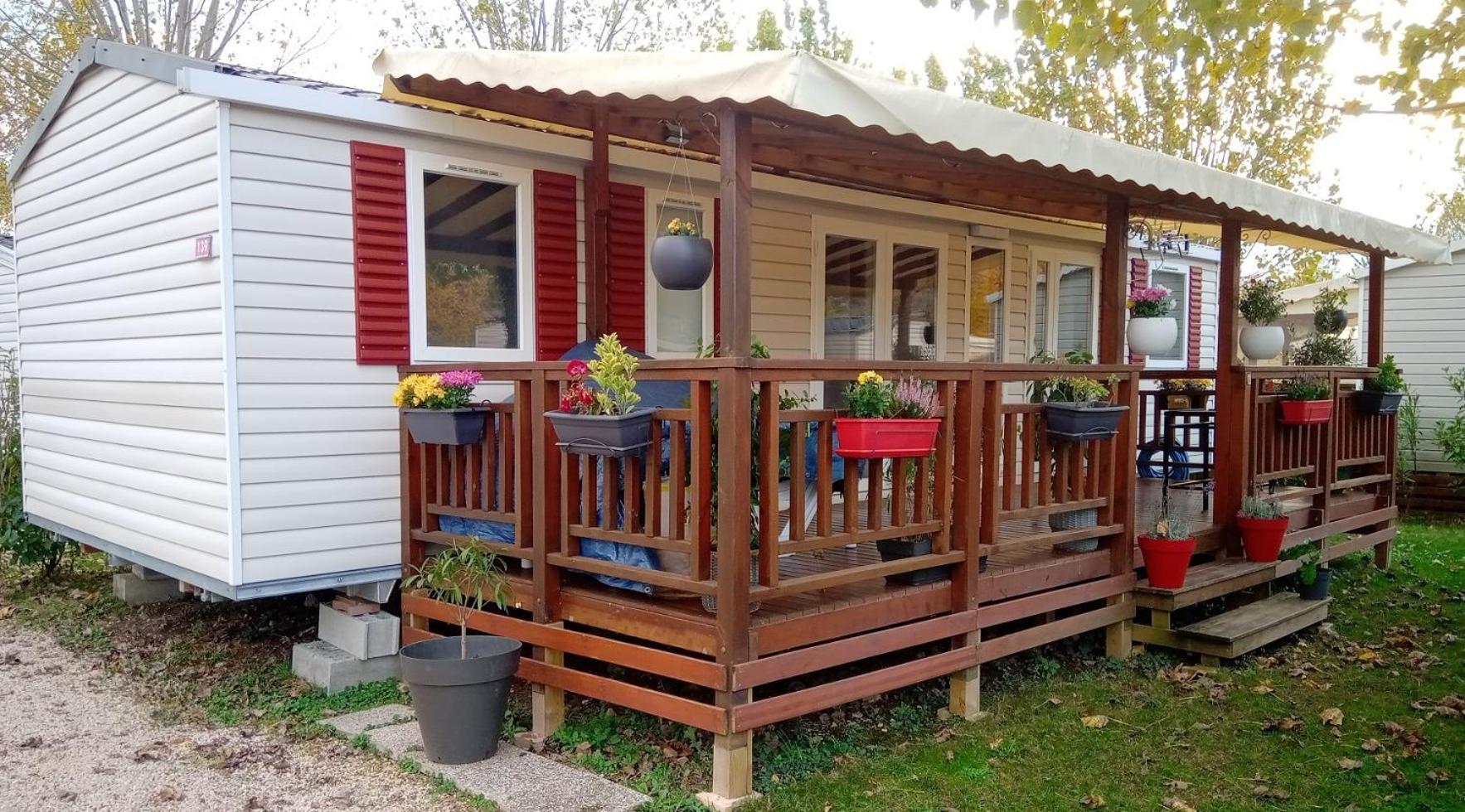 Mobile Home For You Les Rives De Condrieu Luaran gambar