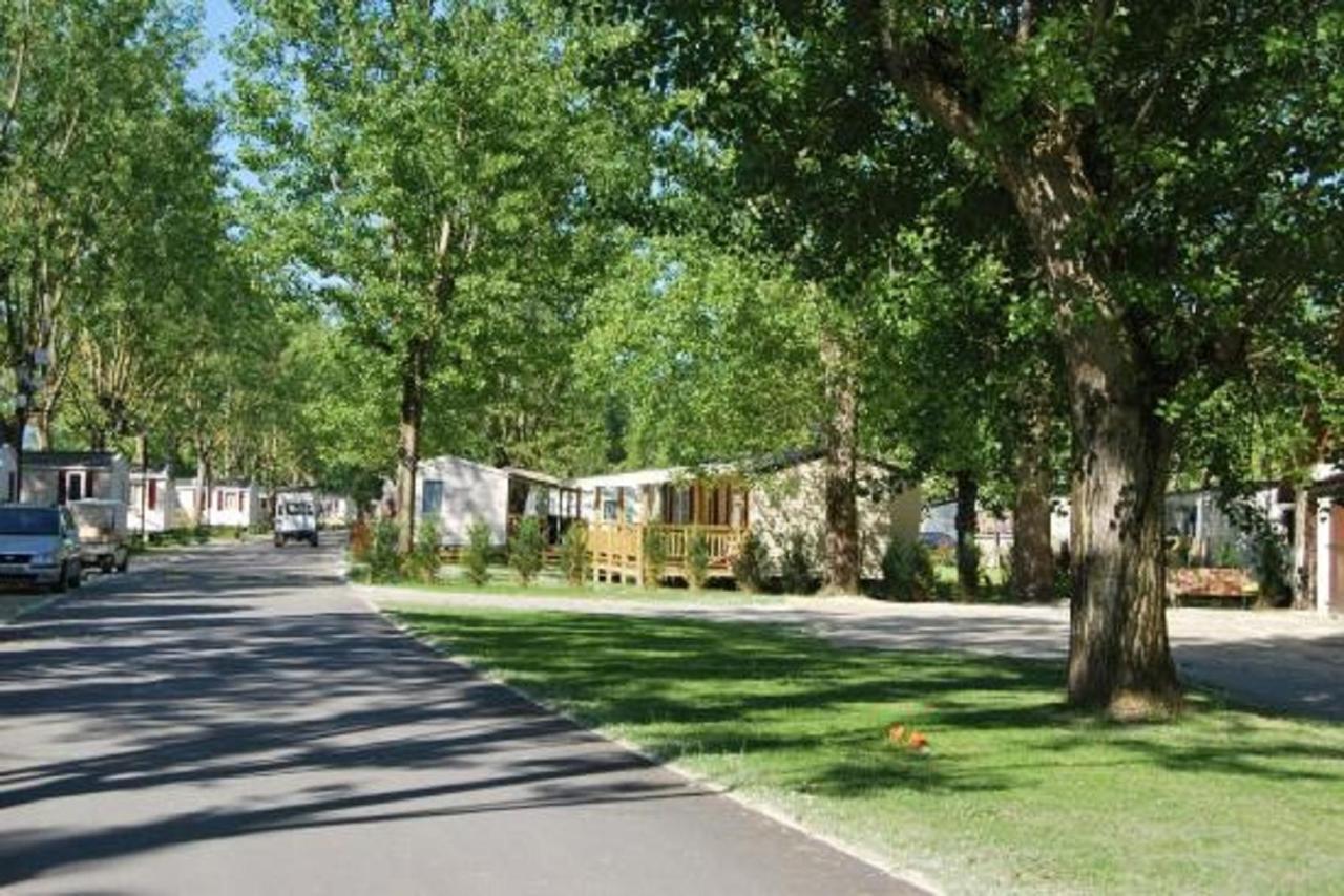 Mobile Home For You Les Rives De Condrieu Luaran gambar